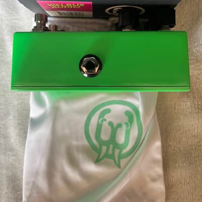 Walrus Audio Monument Harmonic Tap Tremolo V2 Limited Edition Neon image 5