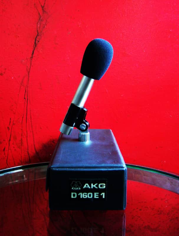 AKG D 1000E Cardioid Dynamic Microphone