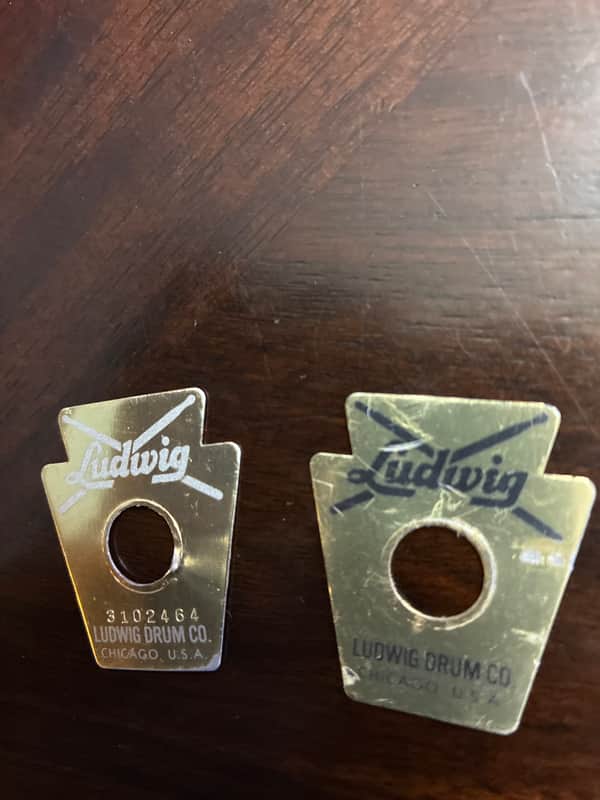 Ludwig Chicago Badges 199? - Gold image 1