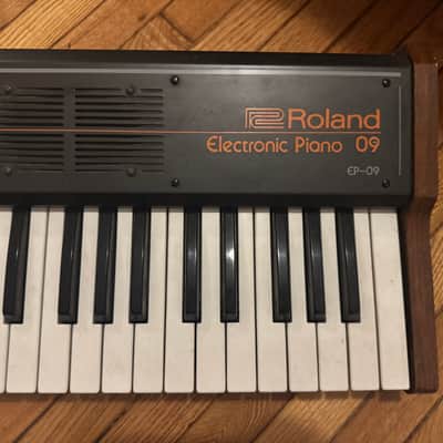 Roland EP-09 61-Key Electronic Piano 1974 - 1978 - Black image 4
