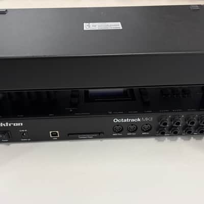 Elektron Octatrack MkII Dynamic 8-Track Performance Sampler 2017 - 2021 - Black image 3