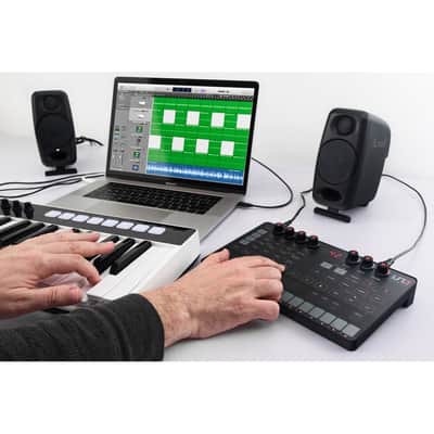 IK Multimedia UNO Synth True Analog Synthesizer image 7