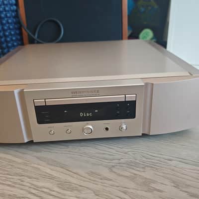 Marantz SA-10 SACD Player /DAC Reference Series Champagne Gold - Japanese edition image 1