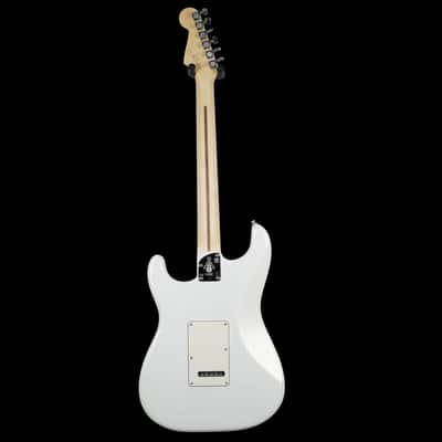 Fender Jaunes Stratocaster HSS - Luna White Satin image 4
