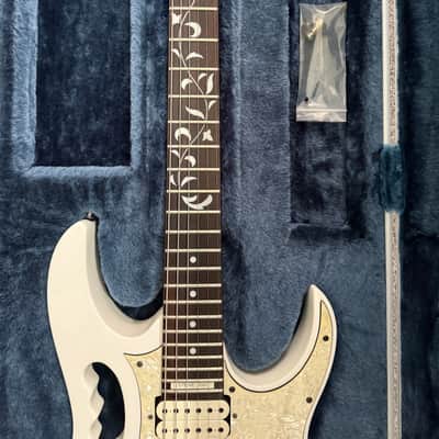 Ibanez JEM555-WH Steve Vai Signature 2008 - White image 3