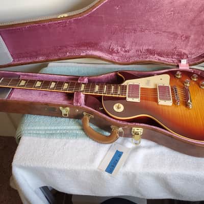 Gibson Custom Shop Beauty Of The Burst 1960 Les Paul 2019 - Dark Burst gloss figured top image 7