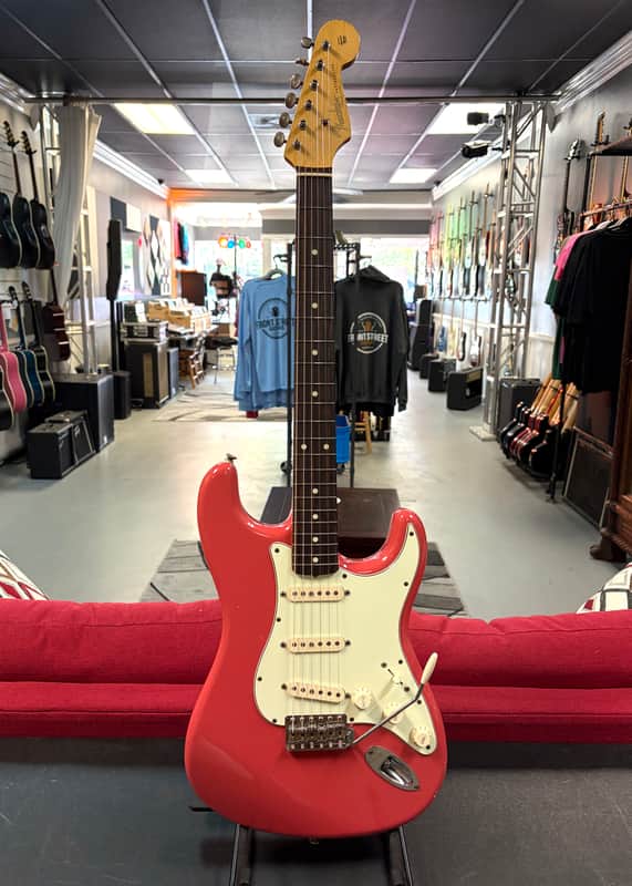 STRAT-BUILD ShowMeNitro Faded Fiesta Red Alder, Allparts SRO-62, Fender Hardware & SCN Pickups 2024 - Faded Fiesta Red Nitro image 1