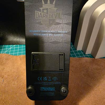 Dunlop DD95FW Cry Baby Daredevil Fuzz Wah 2023 - Present - Black / Chrome image 8