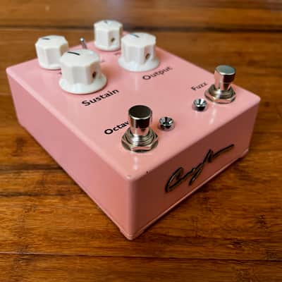Cunningham Amps Octave Fuzz 2025 - Shell Pink image 6
