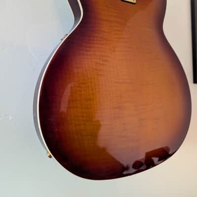 Hagstrom '67 Viking II 2023 - Present - Vintage Sunburst image 10