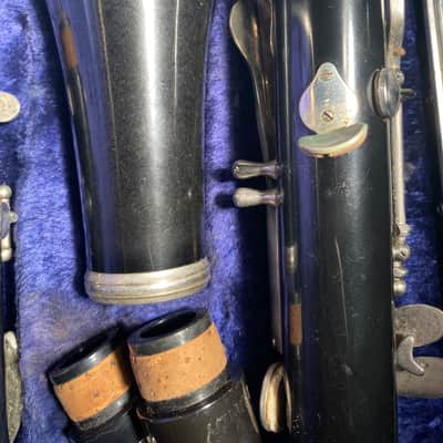 Bundy 1980's Bb Clarinet With Case image 4