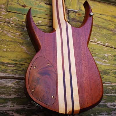 MC Guitars MC-72 | Multiscale | 7 stringer 2016 Natural Walnut image 14