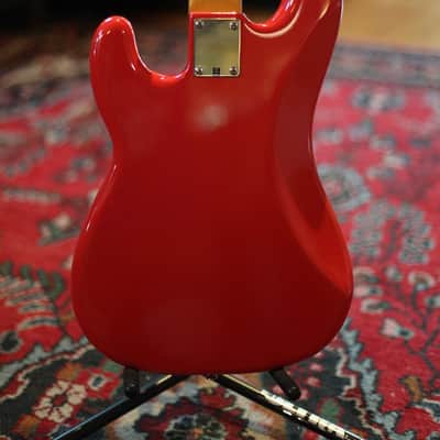 Squier Classic Vibe Precision Bass Fiesta Red image 10