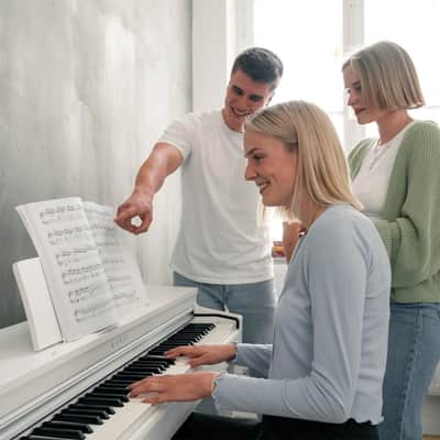 Kawai CN201 88-Key Digital Piano with Responsive Hammer III, Premium Satin White image 6
