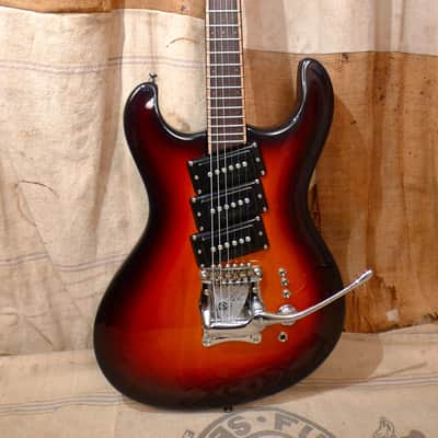Mosrite V III 1984 Sunburst image 2