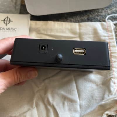 Coda Music Technologies  Bluetooth Stomp Box 2018 Black image 3