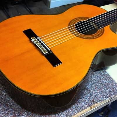 Jolie guitare electro-acoustique Maison  C870C/EQ fabriquée en Corée dans les années 80 image 4