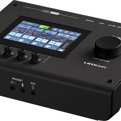 Yamaha URX44V USB-C Audio/Video Interface, Black image 3