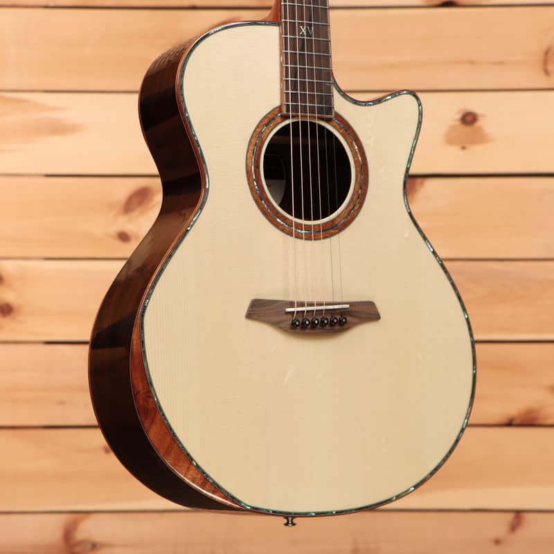 Furch Red Deluxe Gc-LI a - Natural - 136670 - PLEK'd image 1