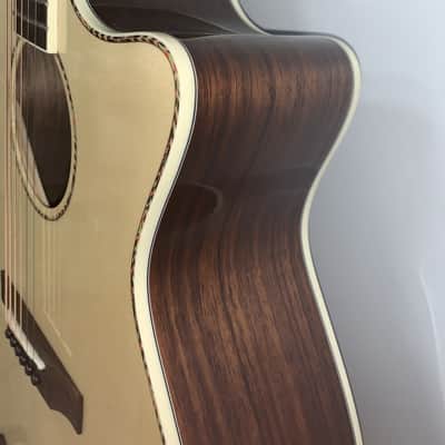 Shore Cutaway Acoustic Guitar - natural solid spruce top image 3