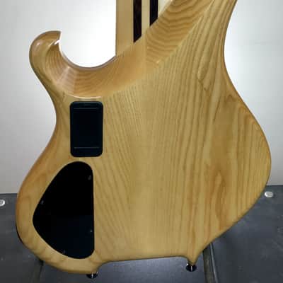 Maruszczyk Frog: Headless Custom 5-String Bass Maple Burl Top & Ramp image 7