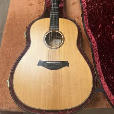 Taylor Builder's Edition 717e with V-Class Bracing 2019 - Present - Natural image 1