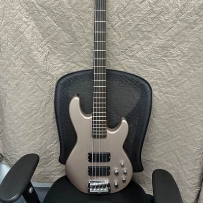 G&L M-2500 Ash Body, Ebony Fretboard, Quartersawn Neck image 2