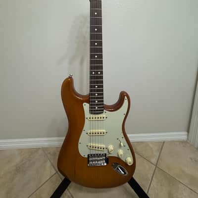 Fender American Performer Stratocaster with Rosewood Fretboard 2018 - Present - Honeyburst image 1