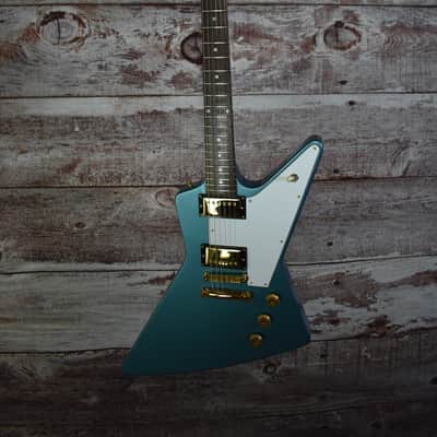 Lay's LX 2024 - Pelham Blue, Korina image 1
