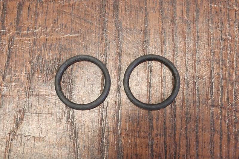 Unbranded 7/8" Rubber O Rings 2pk image 1