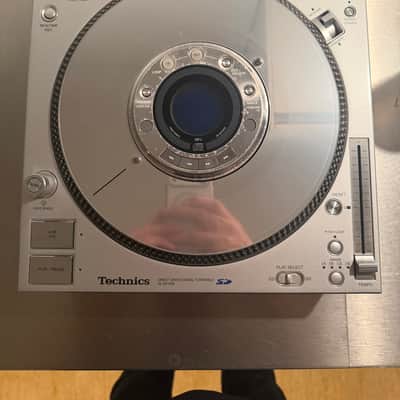 Technics SL-DZ1200 Digital TurnTable Direct Drive image 2