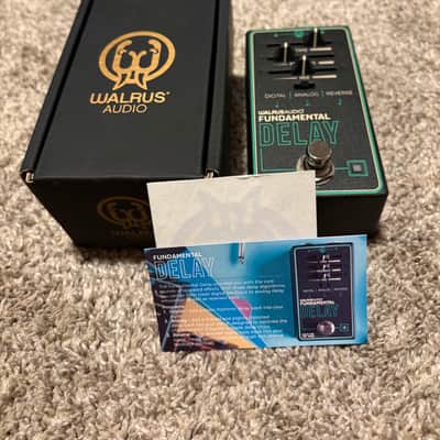 Walrus Audio Fundamental Delay 2023 - Present - Black / Green image 1