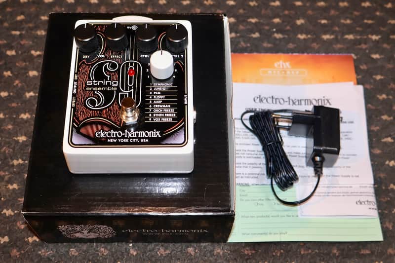 Electro-Harmonix String9 String Ensemble 2022 - Present - White / Brown Graphic image 1