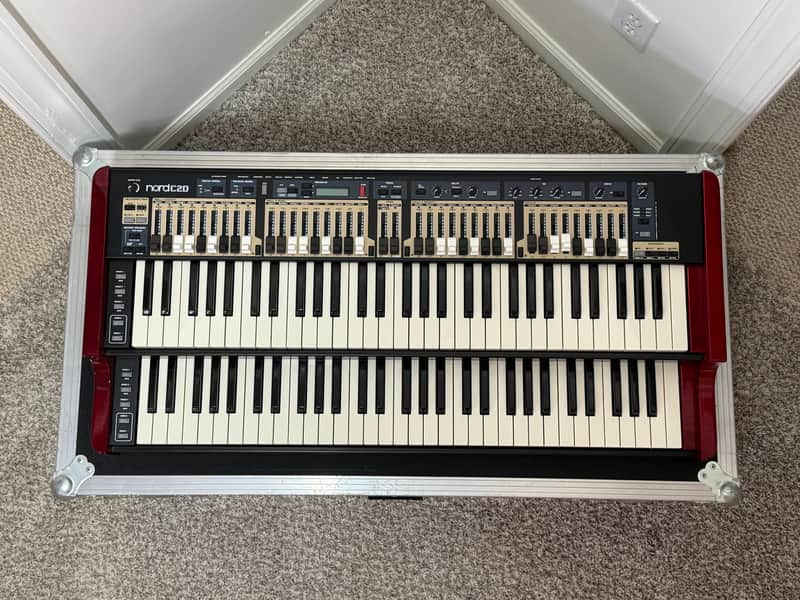 Nord C2D Dual 61-Key Manual Combo Organ 2012 - 2019 - Black with Wood Sides image 1