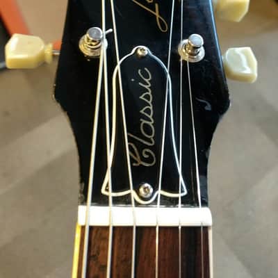 Gibson Les Paul Classic 2001 Cherry Sunburst image 7