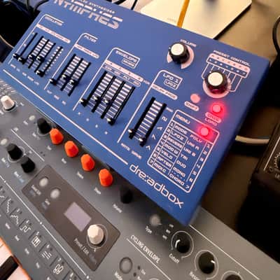 Dreadbox Nymphes 6-voice Desktop Analog Synthesizer 2021 - Present - Blue image 2