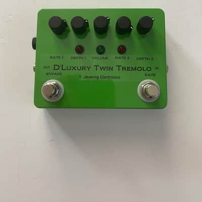 T. Jauernig Electronics D’Luxury Twin Tremolo Rare Guitar Effect Pedal image 1