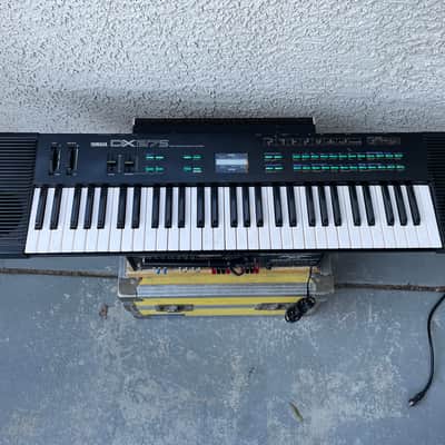 Vintage Yamaha DX27S  80s  For Parts Or Repairs