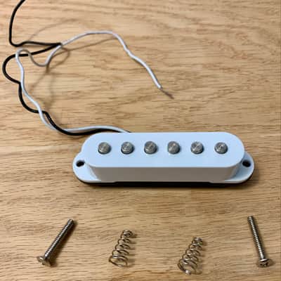 Single Coil Pickup with Screws & Springs (Squier Bullet Strat) image 7
