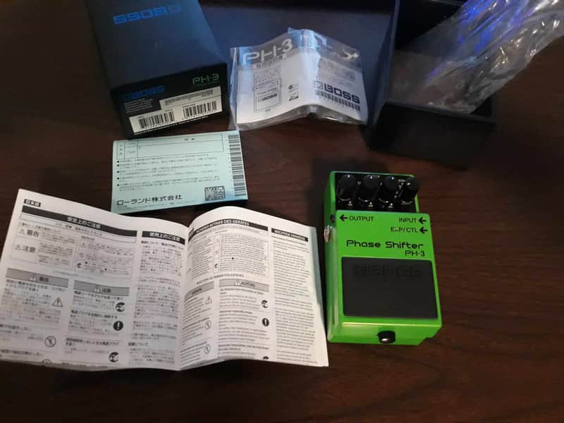 Boss PH-3 Phase Shifter with box and manual image 1