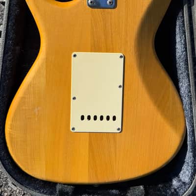 Early Aria Pro II RS Electric Guitar w/Flamed Maple Neck imagen 2