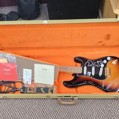 Fender Stevie Ray Vaughan Stratocaster 3Color Sunburst image 7