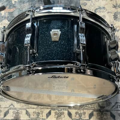 Ludwig Classic Maple Snare Drum - 6.5 inches x 14 inches, Hybrid Black Sparkle image 3