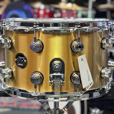 DW DRPM0814SSBP 8 x 14" PERFORMANCE POLISHED BRASS SNARE DRUM - FLOOR DEMO image 3