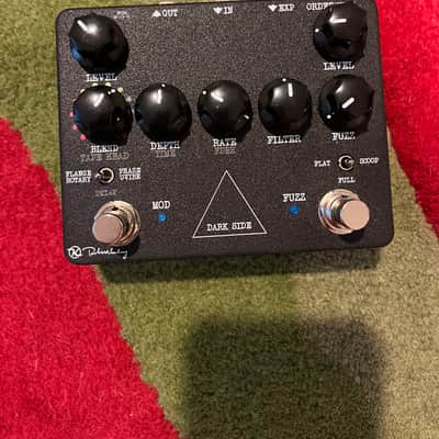 Keeley Dark Side Workstation V2 with Effect Order Switch 2016