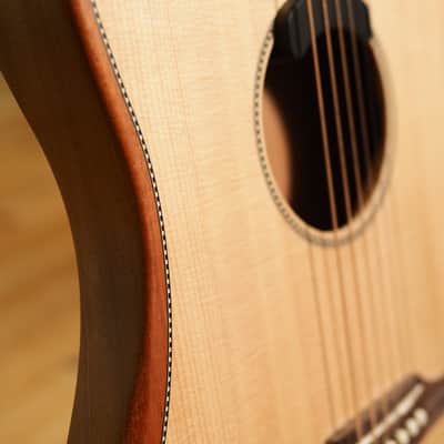 Fender Highway Dreadnought Sitka Spruce Top image 6