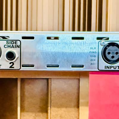 API 2500 Stereo Bus Compressor 2000 - 2019 - Black image 9