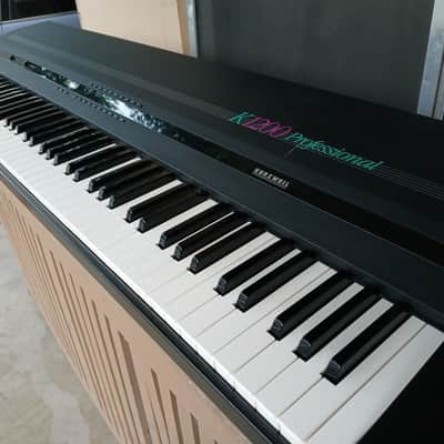 Kurzweil k1200 PROFESSIONAL KEYBOARD Keyboards 88-key image 2