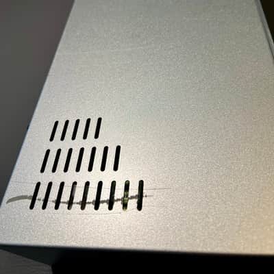 dbx 586 2-Channel Vaccuum Tube Preamplifier 1990s - Silver image 10