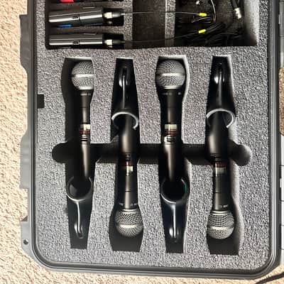 Shure QLX-D Wireless System Package (4x QLXD2/SM58 + 4x QLXD1 Bodypacks + 4 Lavaliers) 2014-present - Black image 1